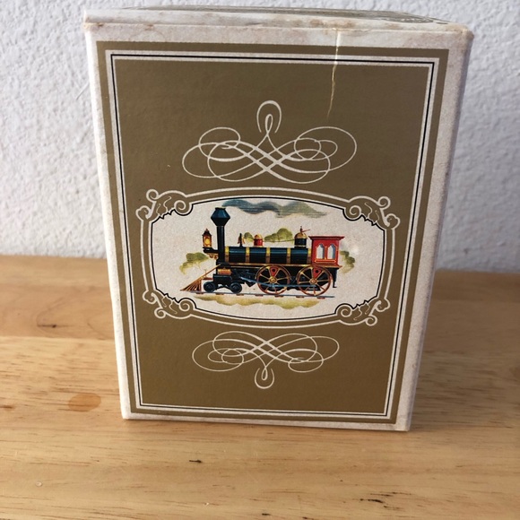 Collectable Avon Iron Horse Shaving Mug & Deep Woods Aftershave Locomotive 1974 - Picture 2 of 7